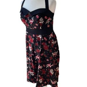 EUC Torrid Retro Chic  Love Dice Roses Blk Skull Pin Up Circle Skirt Dress 12